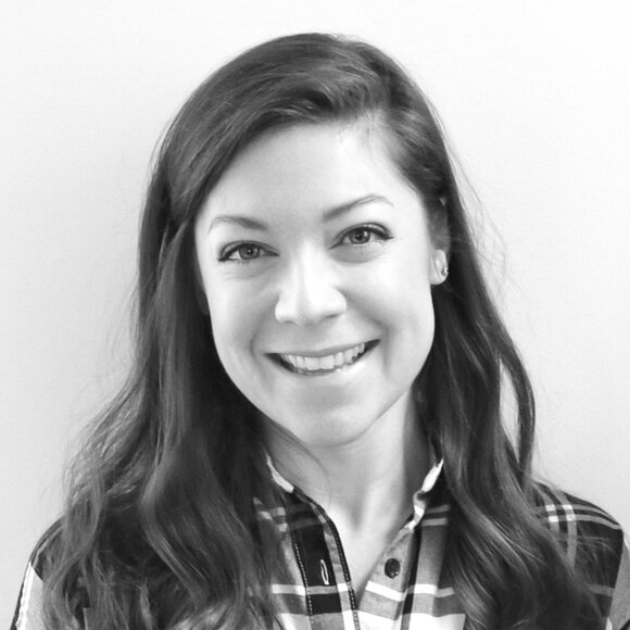 Meet your Posher, Carolyn - Picture 1 of 2